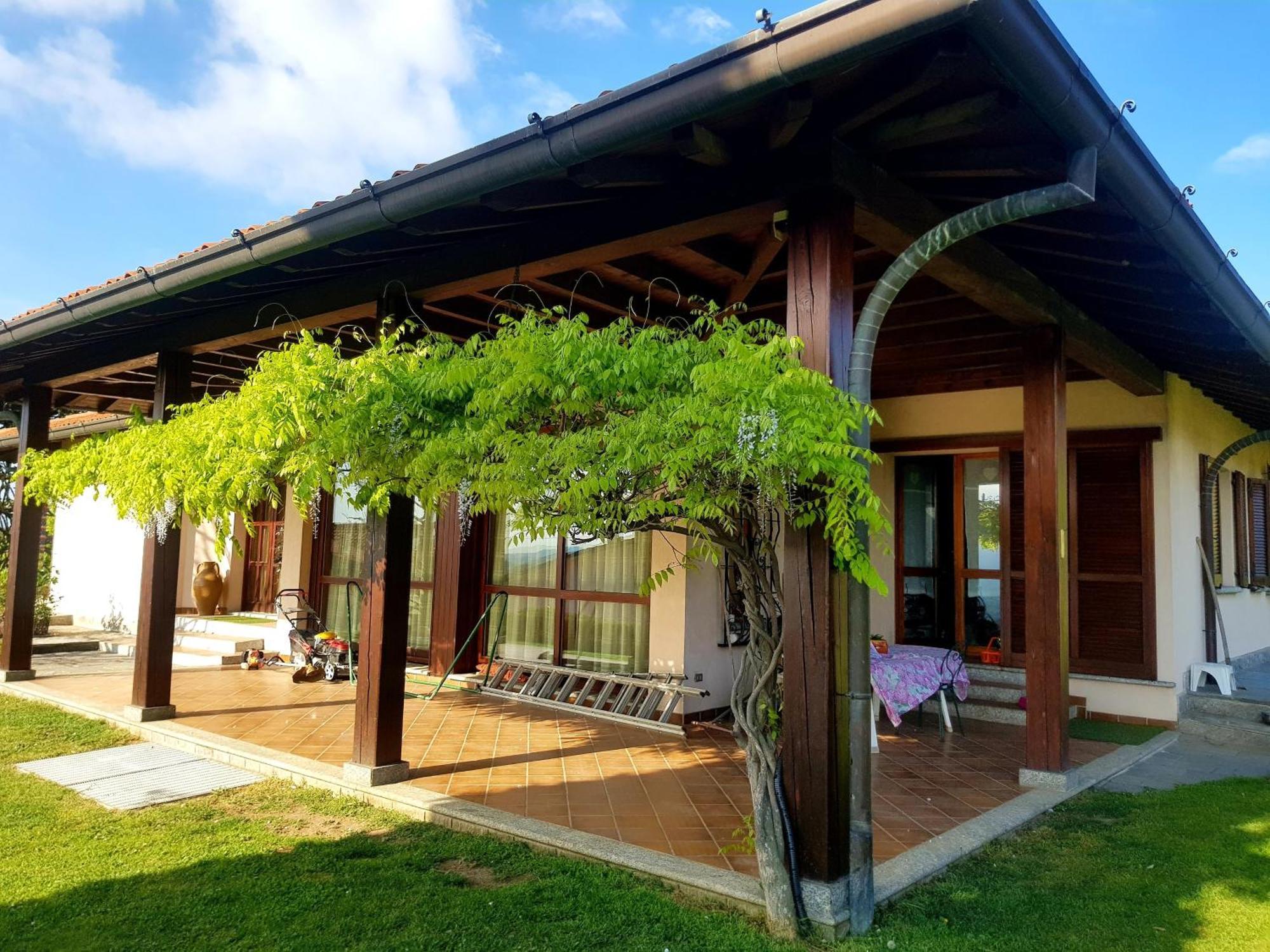 B&B Margot Albavilla Dış mekan fotoğraf